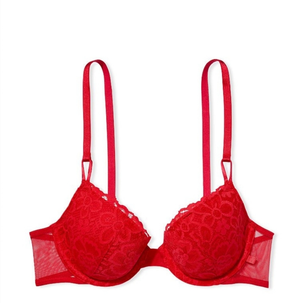 Victoria secret Bra size 36B NWT